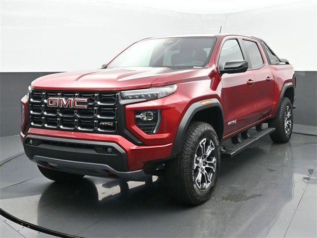 2023 GMC Canyon 4WD AT4