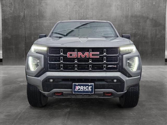 2023 GMC Canyon 4WD AT4