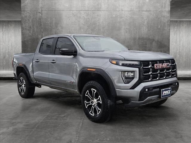 2023 GMC Canyon 4WD AT4