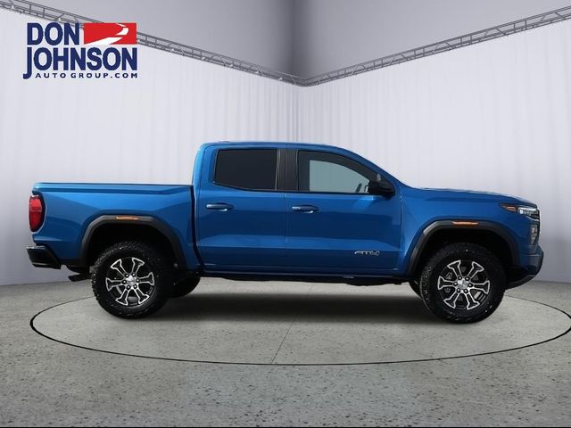 2023 GMC Canyon 4WD AT4