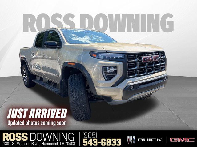 2023 GMC Canyon 4WD AT4