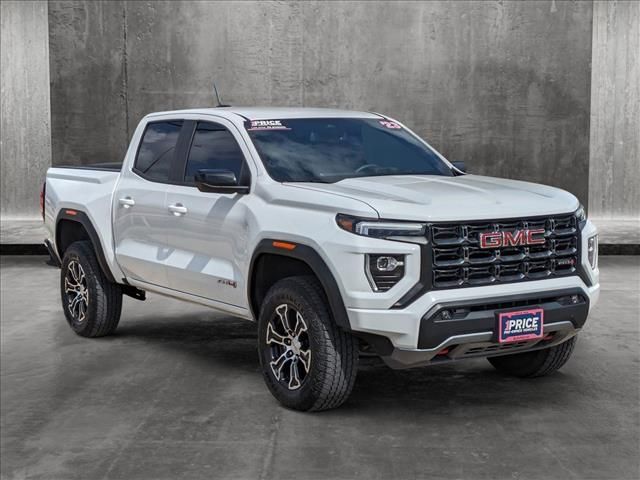 2023 GMC Canyon 4WD AT4