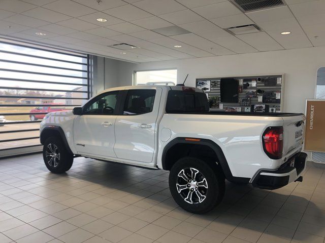 2023 GMC Canyon 4WD AT4