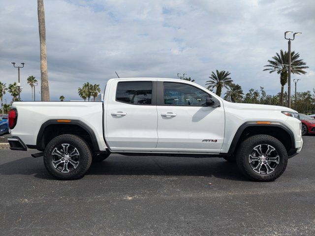 2023 GMC Canyon 4WD AT4