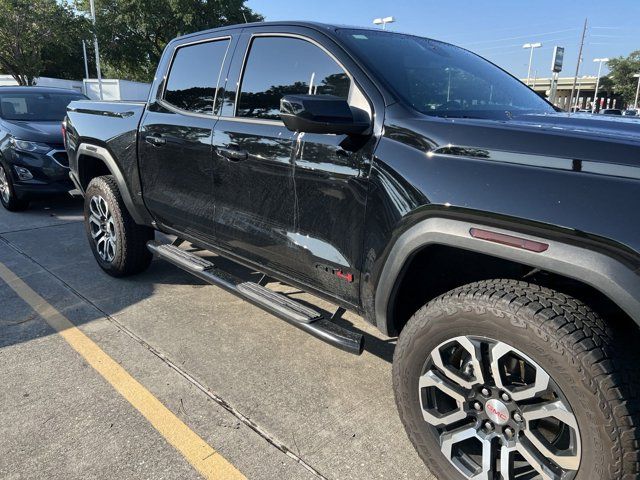 2023 GMC Canyon 4WD AT4