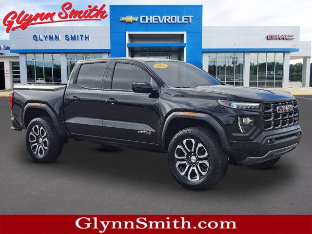 2023 GMC Canyon 4WD AT4