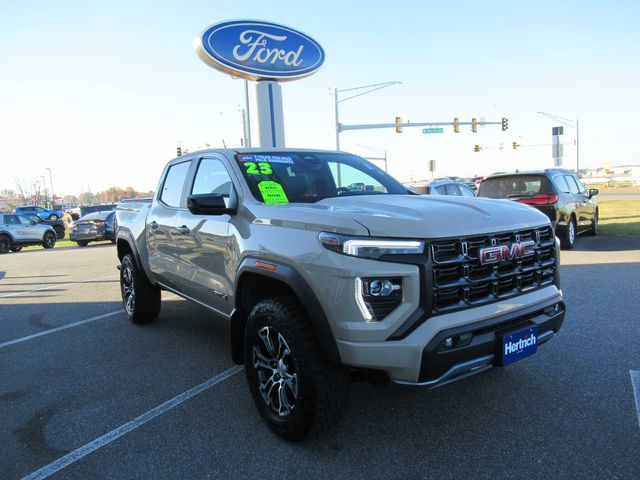 2023 GMC Canyon 4WD AT4