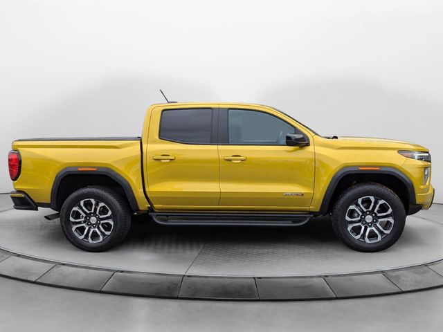 2023 GMC Canyon 4WD AT4