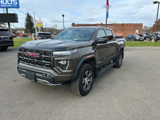 2023 GMC Canyon 4WD AT4