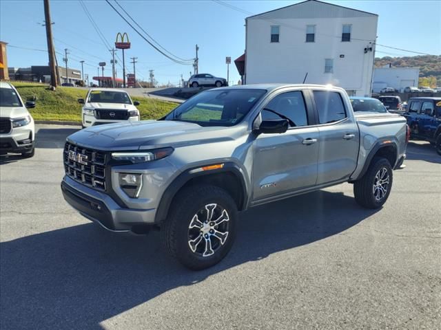 2023 GMC Canyon 4WD AT4