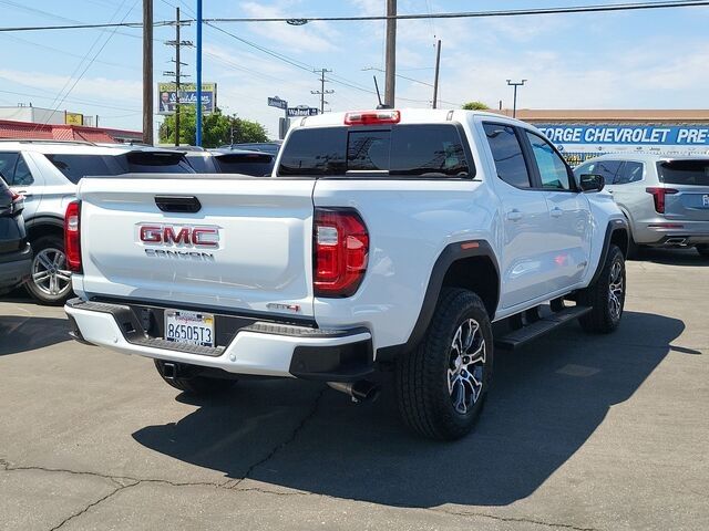 2023 GMC Canyon 4WD AT4