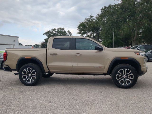 2023 GMC Canyon 4WD AT4