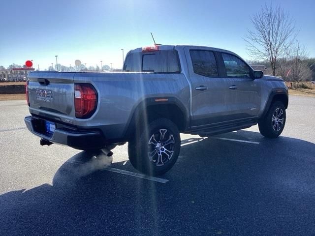 2023 GMC Canyon 4WD AT4