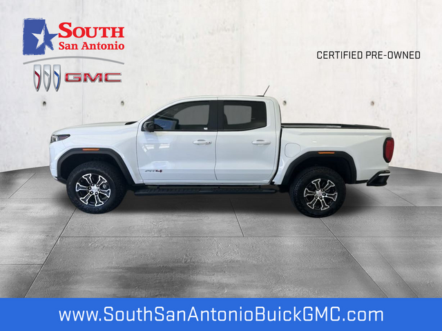 2023 GMC Canyon 4WD AT4