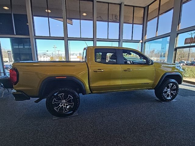 2023 GMC Canyon 4WD AT4