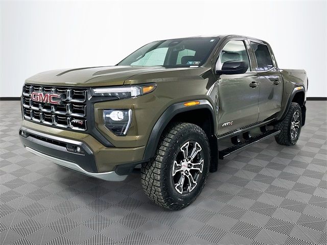 2023 GMC Canyon 4WD AT4