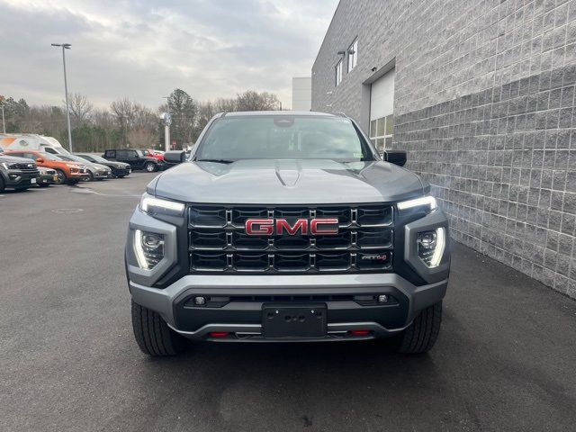 2023 GMC Canyon 4WD AT4