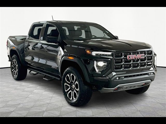 2023 GMC Canyon 4WD AT4