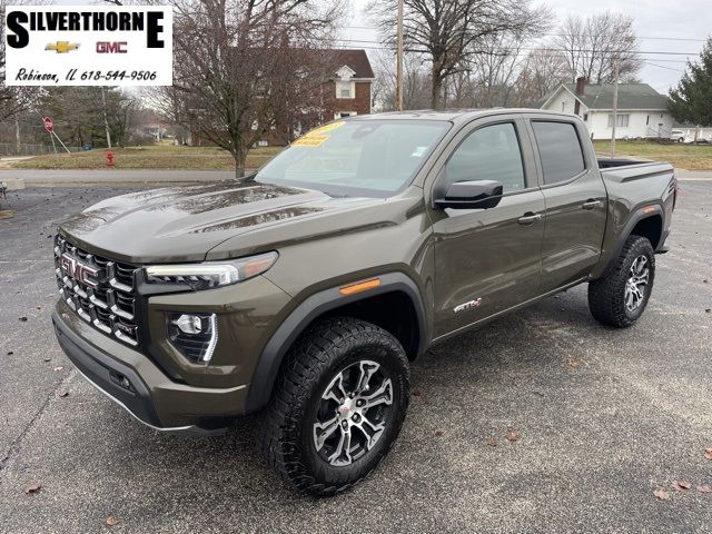 2023 GMC Canyon 4WD AT4