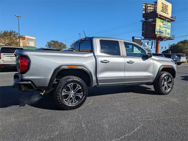 2023 GMC Canyon 4WD AT4