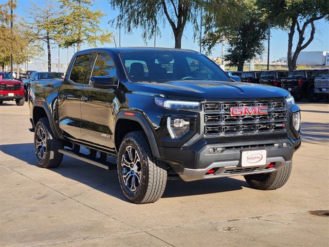 2023 GMC Canyon 4WD AT4