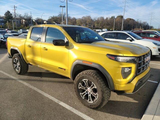 2023 GMC Canyon 4WD AT4