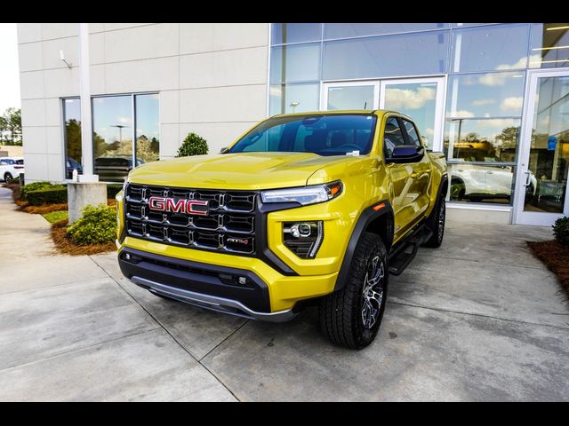 2023 GMC Canyon 4WD AT4