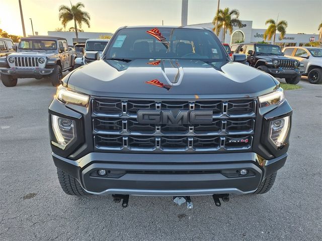 2023 GMC Canyon 4WD AT4