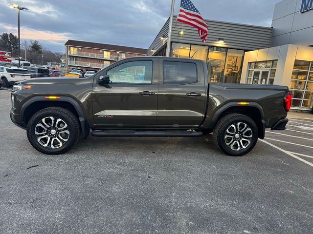 2023 GMC Canyon 4WD AT4