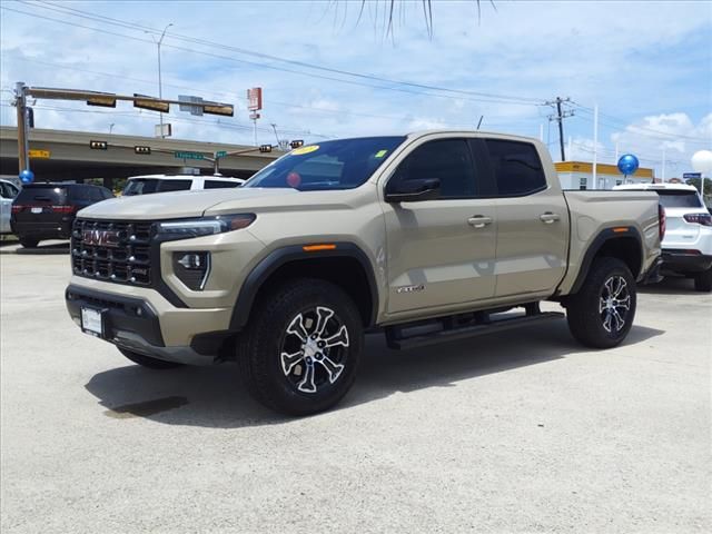 2023 GMC Canyon 4WD AT4