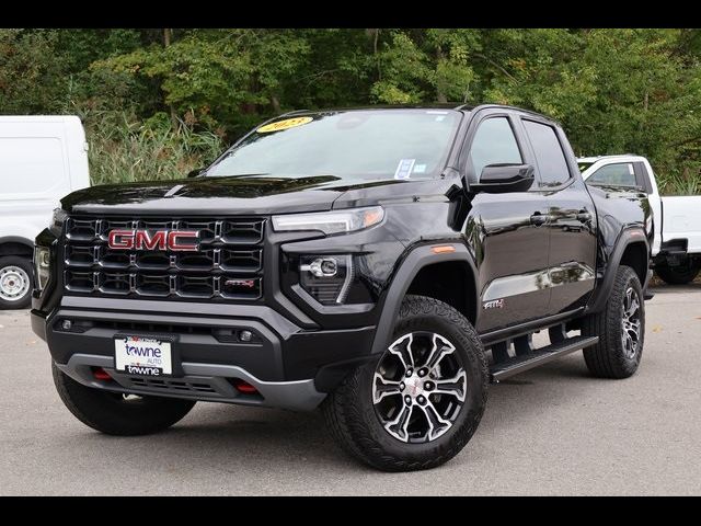 2023 GMC Canyon 4WD AT4