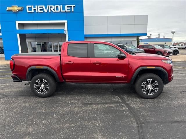 2023 GMC Canyon 4WD AT4