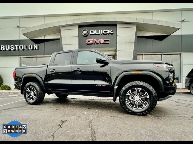 2023 GMC Canyon 4WD AT4