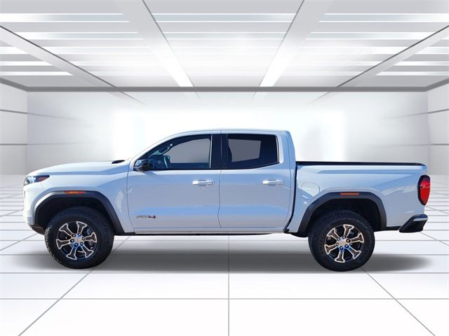 2023 GMC Canyon 4WD AT4