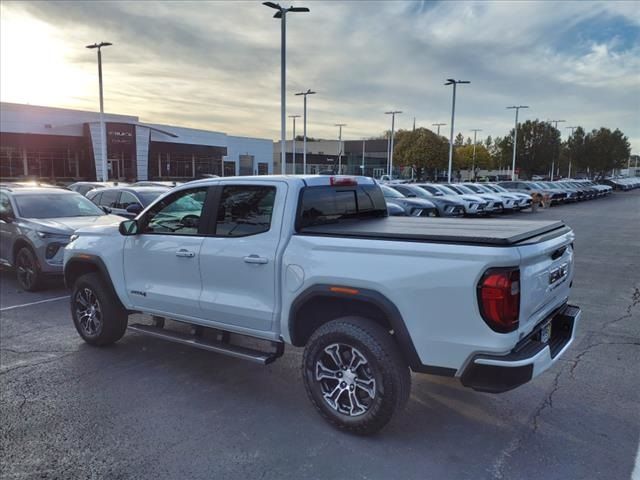 2023 GMC Canyon 4WD AT4