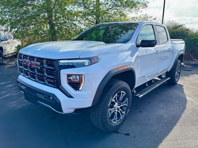 2023 GMC Canyon 4WD AT4