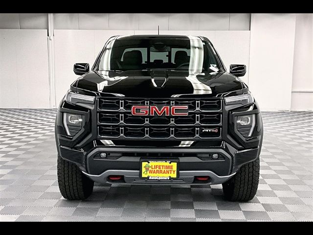 2023 GMC Canyon 4WD AT4