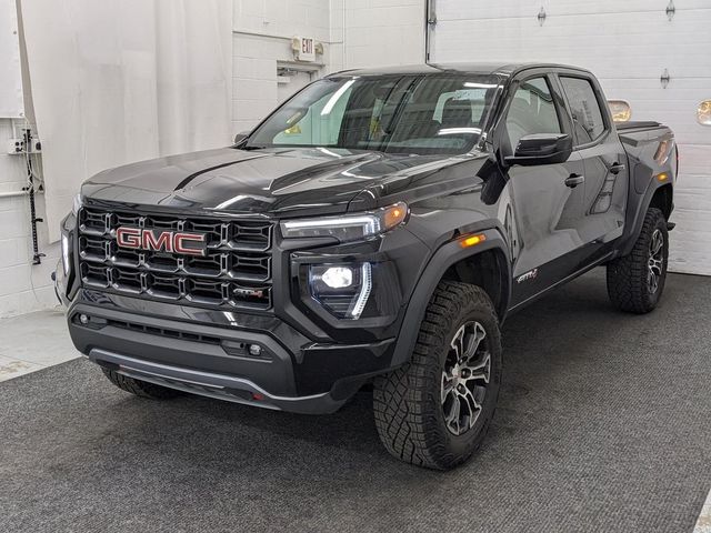 2023 GMC Canyon 4WD AT4