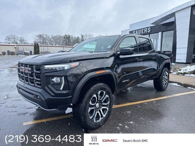 2023 GMC Canyon 4WD AT4