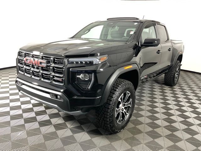 2023 GMC Canyon 4WD AT4