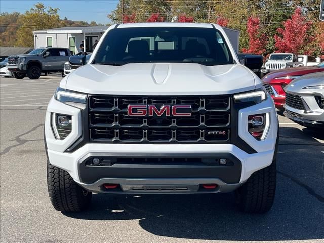 2023 GMC Canyon 4WD AT4