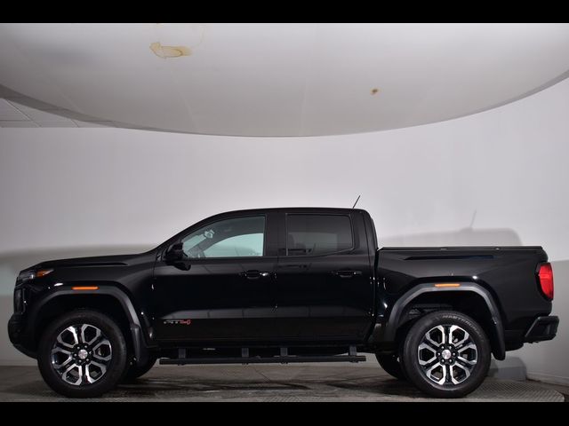 2023 GMC Canyon 4WD AT4