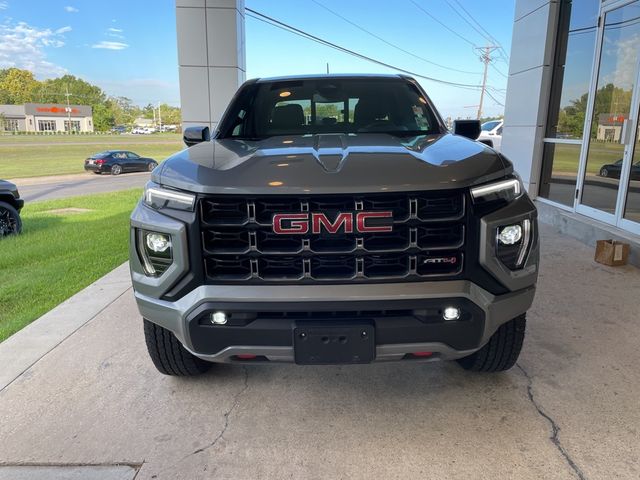 2023 GMC Canyon 4WD AT4