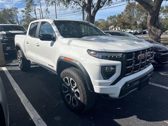 2023 GMC Canyon 4WD AT4