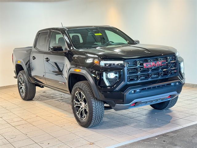 2023 GMC Canyon 4WD AT4