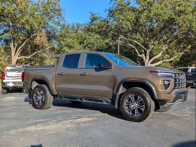 2023 GMC Canyon 4WD AT4