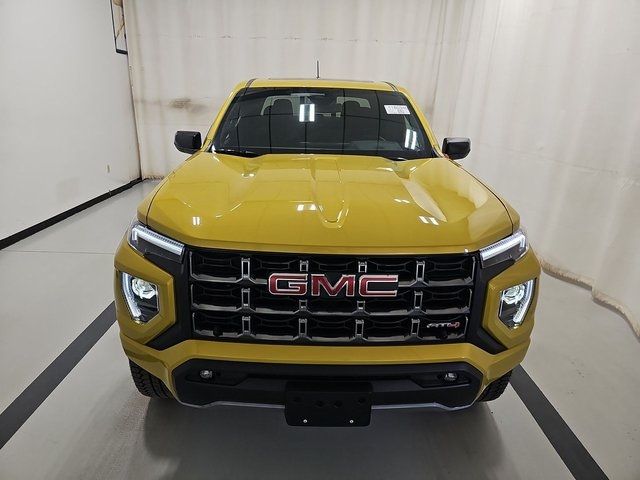 2023 GMC Canyon 4WD AT4