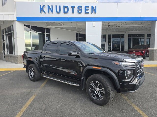 2023 GMC Canyon 4WD AT4