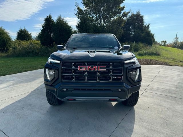 2023 GMC Canyon 4WD AT4