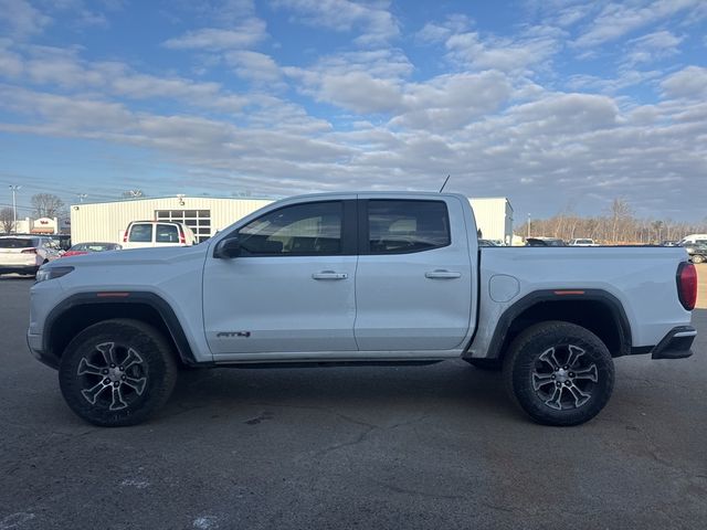 2023 GMC Canyon 4WD AT4